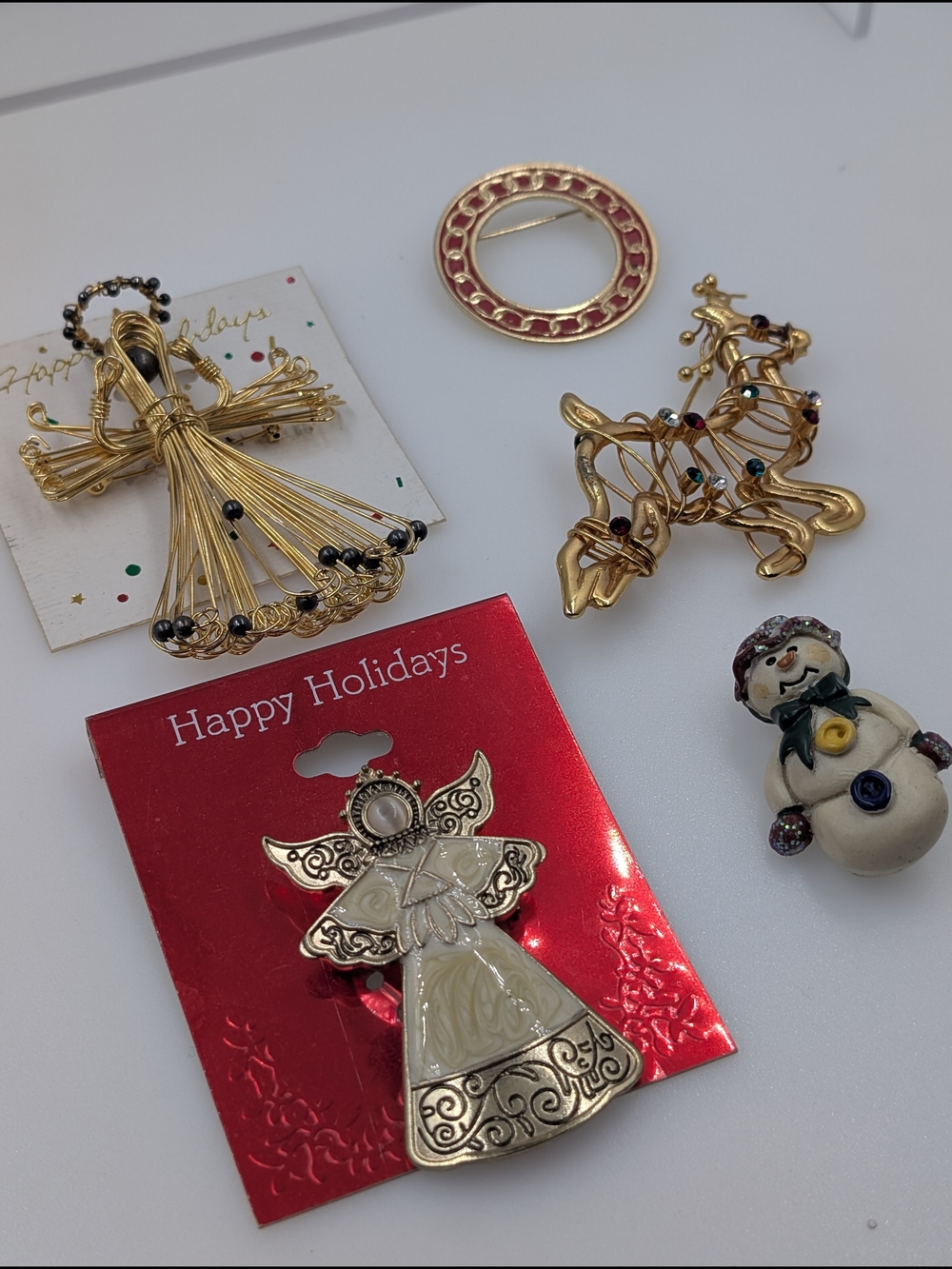 Vintage Holiday Christmas Brooch Lot Wirework Reindeer Angel Wreath Snowman 0222 - Picture 3 of 11